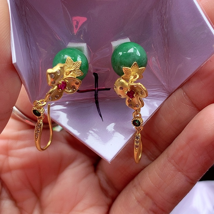 翡翠颈饰银S925镶嵌翡翠