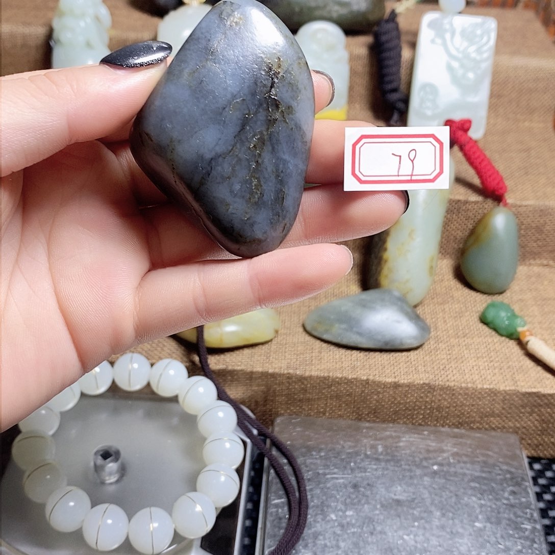 未镶嵌和田玉挂件79