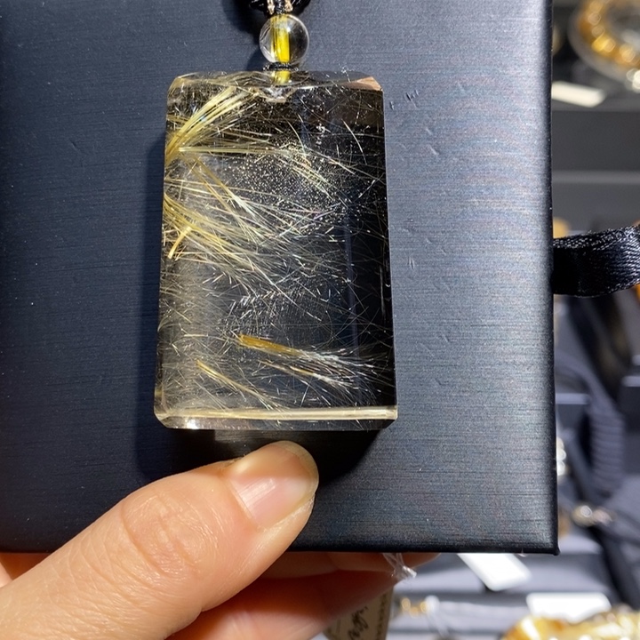 未镶嵌发晶颈饰金发晶平安无事牌吊坠