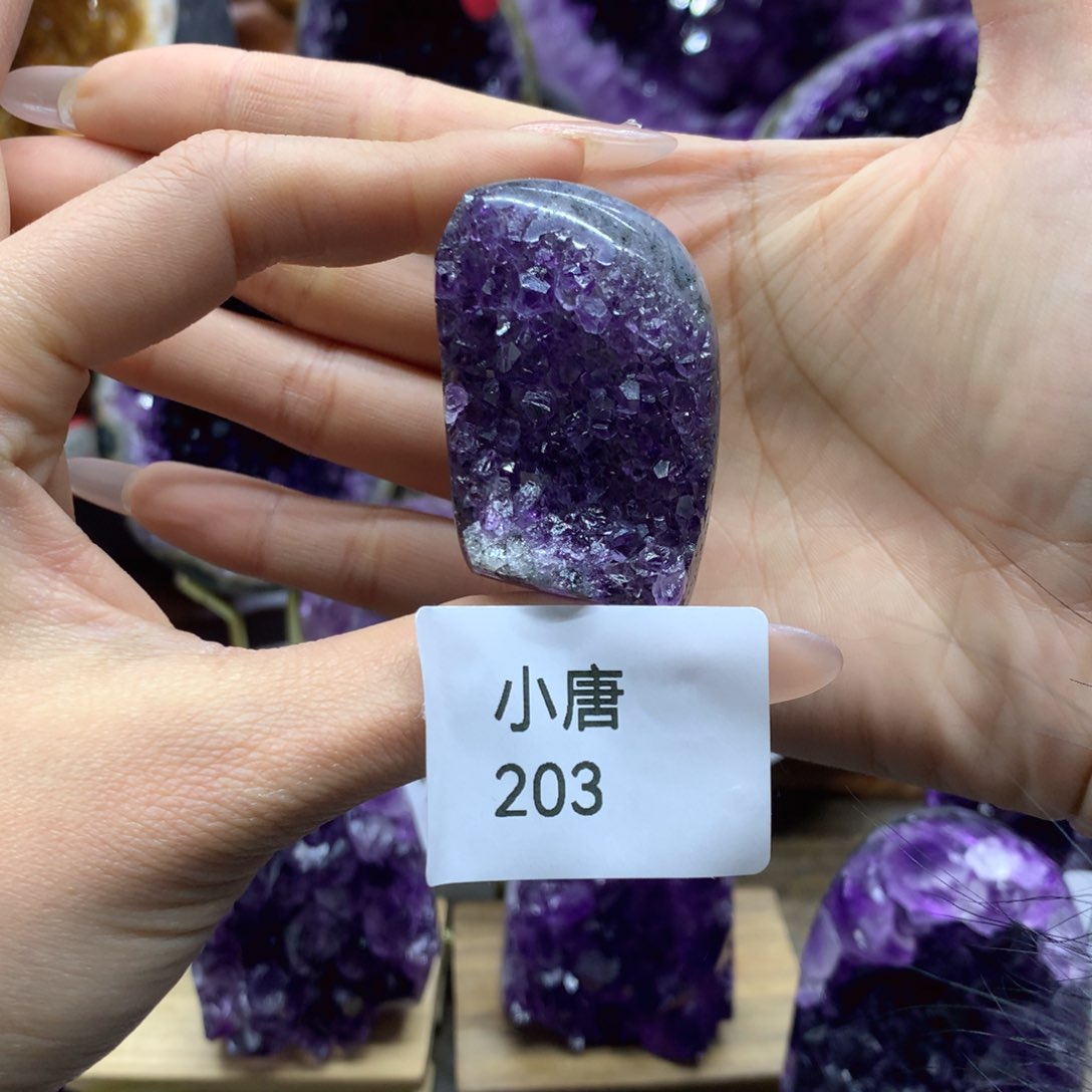 紫晶大型摆件（非配饰）未镶嵌