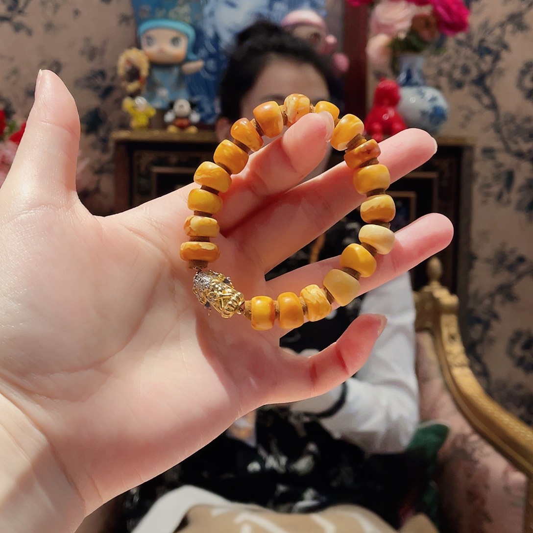 蜜蜡手串未镶嵌h****n手串