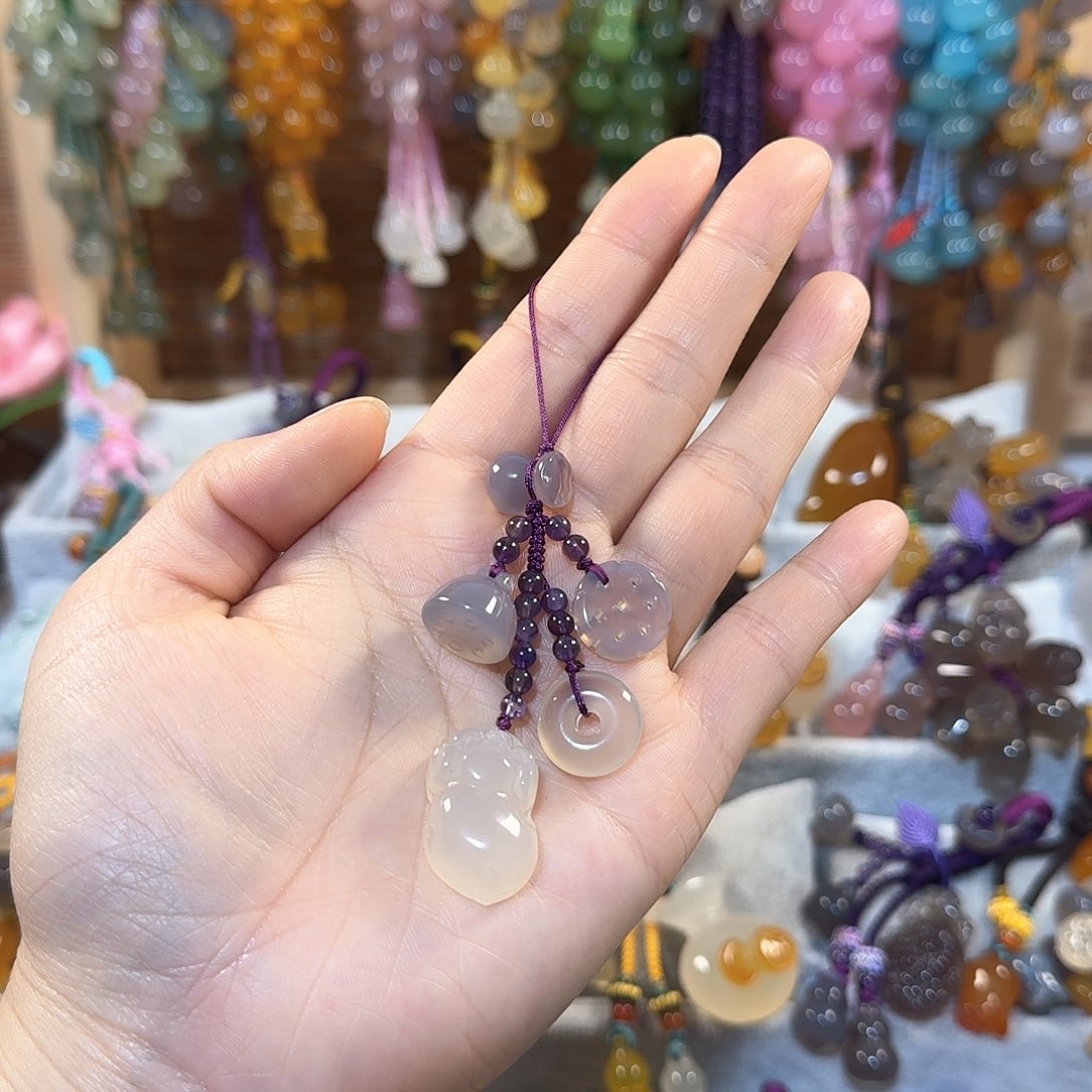 玛瑙/玉髓未镶嵌手机挂件