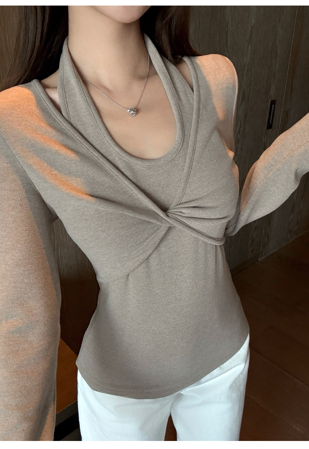 不冷BULENG德绒扭结挂脖t恤女