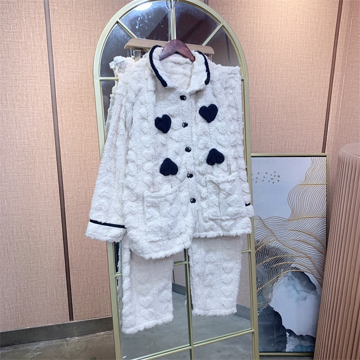 F423杏色孕妇珊瑚绒哺乳两件套L90-130XL140 2XL150