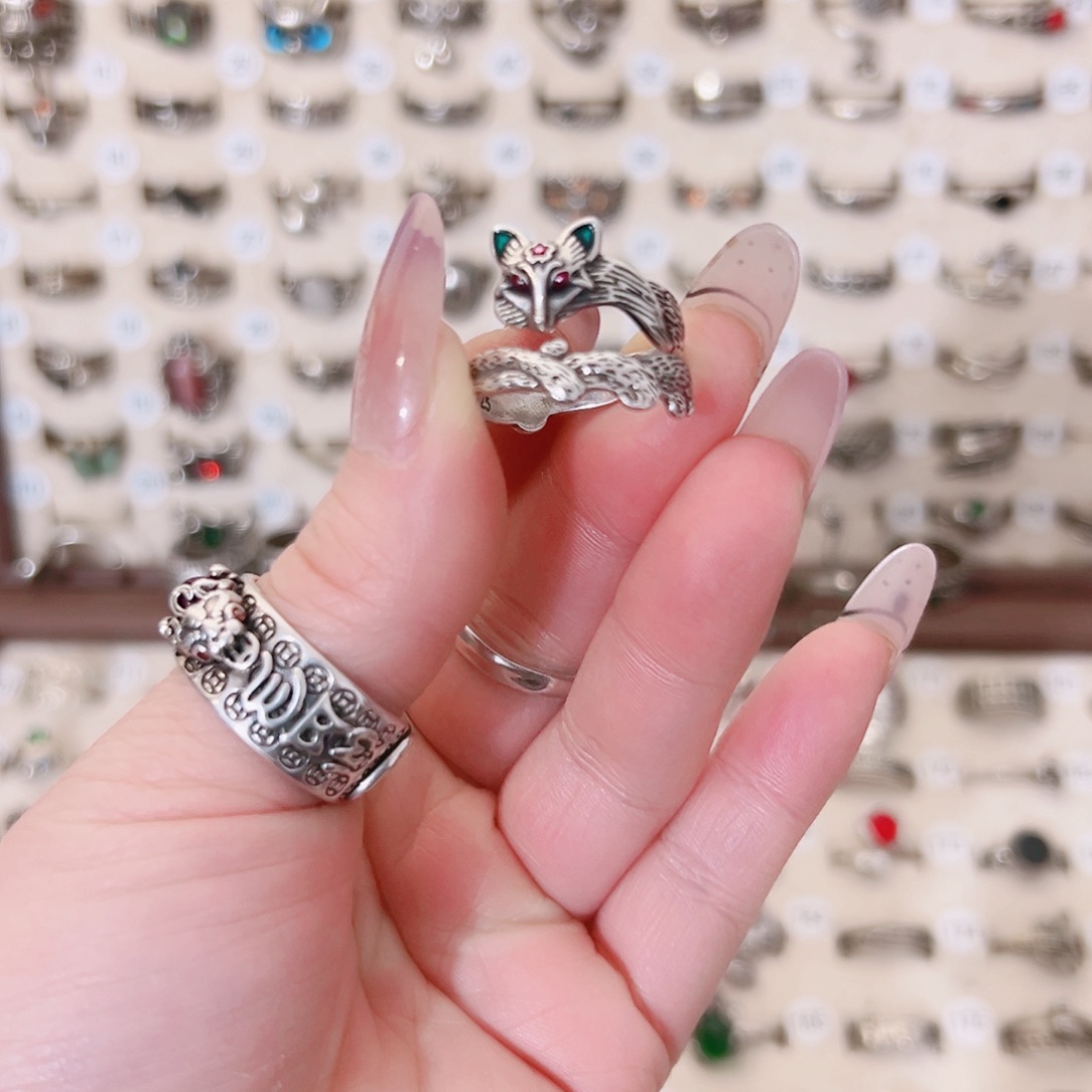 铜合金上开口九尾狐