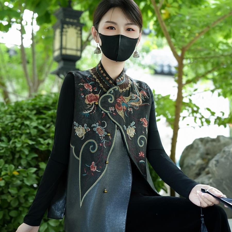 凤裳 国风桑蚕丝绵羊皮重磅刺绣百搭休闲马甲 GS-2113