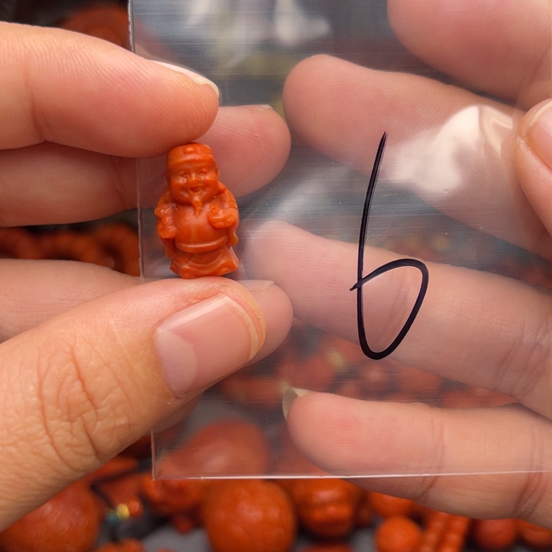 南红玛瑙配饰未镶嵌