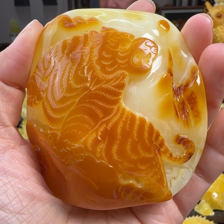 蜜蜡珠宝奇石未镶嵌