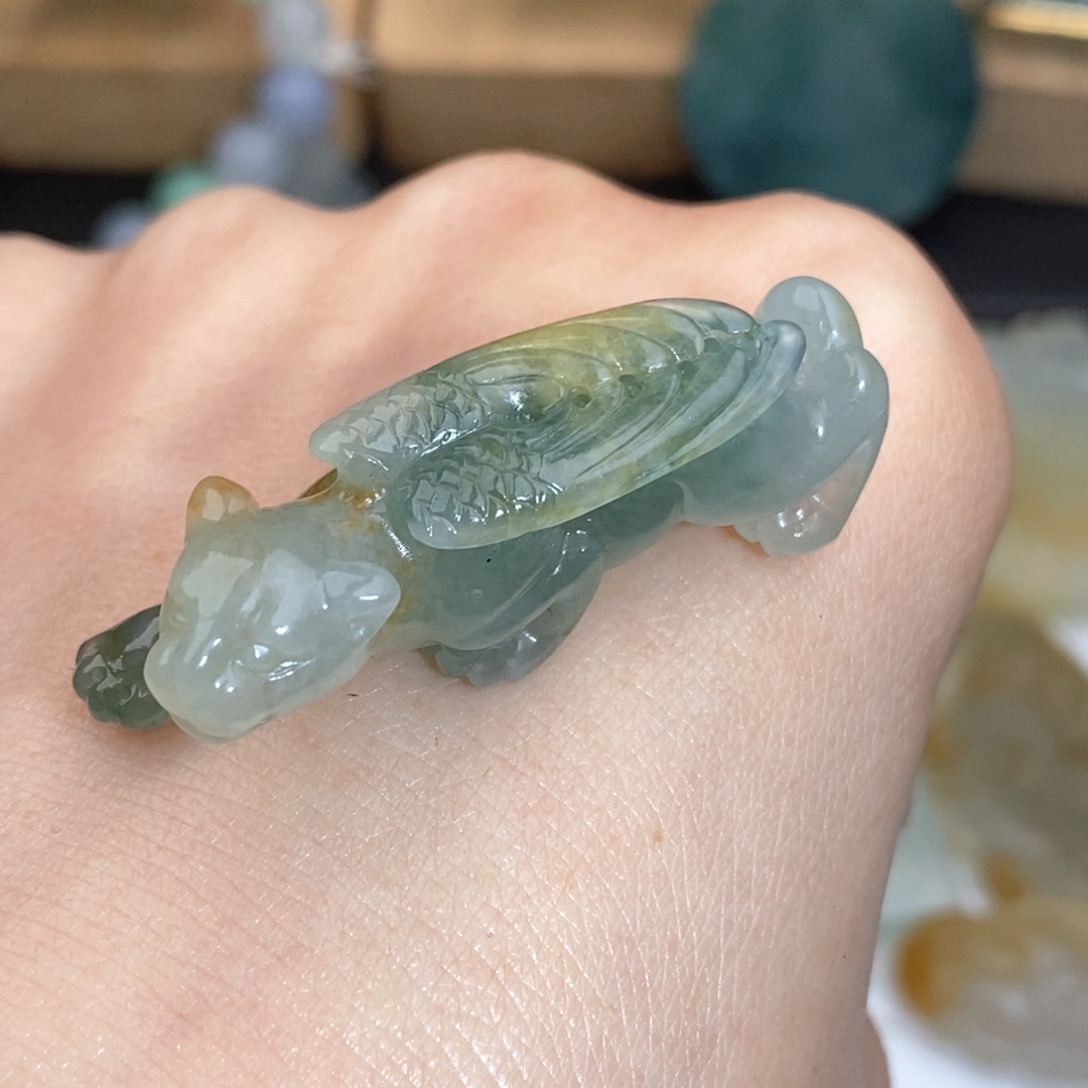 定制翡翠未镶嵌飞天