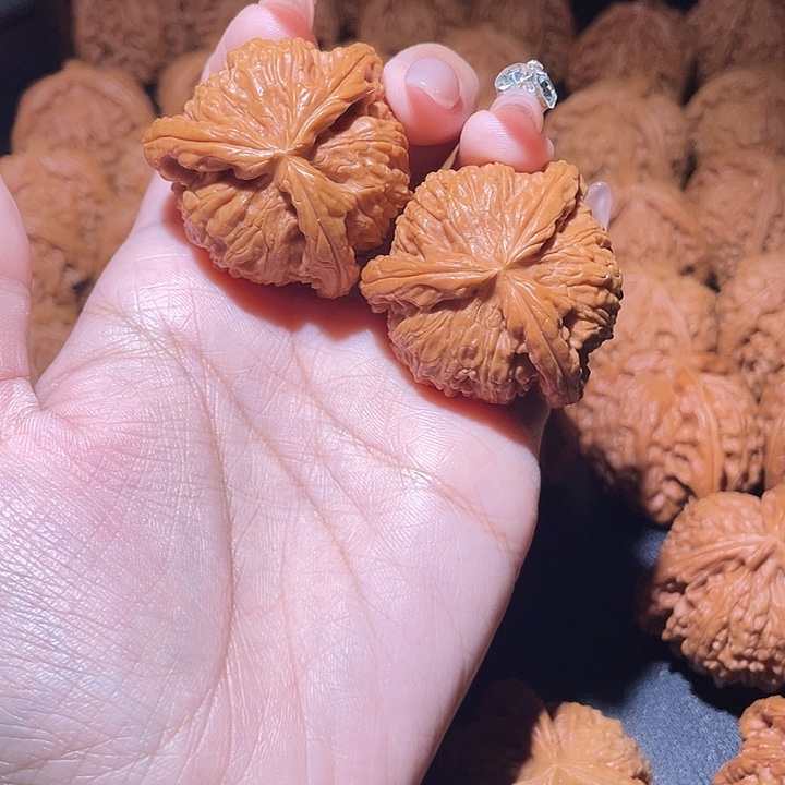 简***乐吊坠文玩核桃小妹三棱