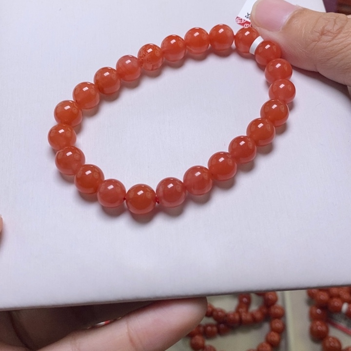 未镶嵌卡8+南红玛瑙