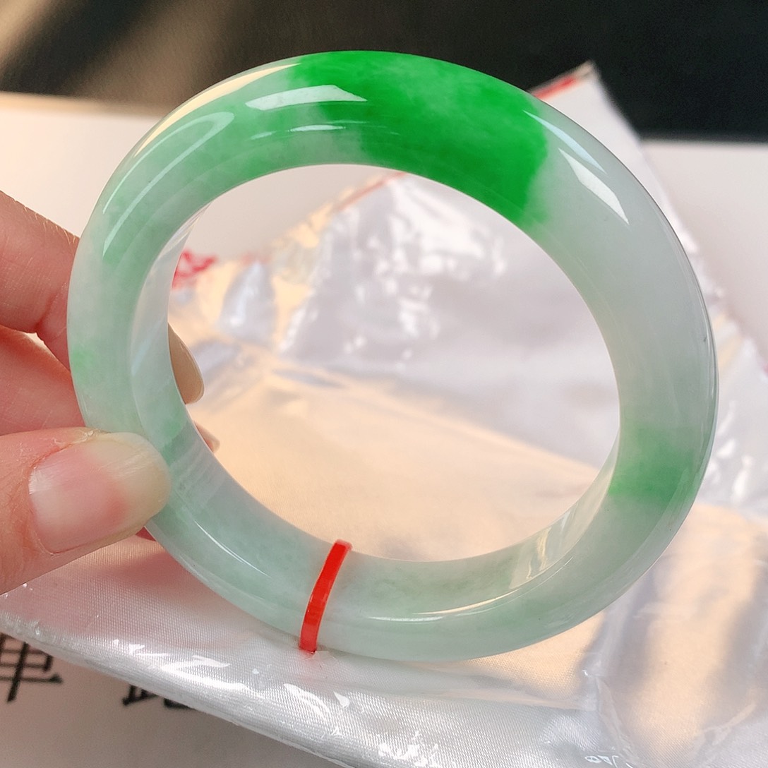 未镶嵌手镯翡翠812