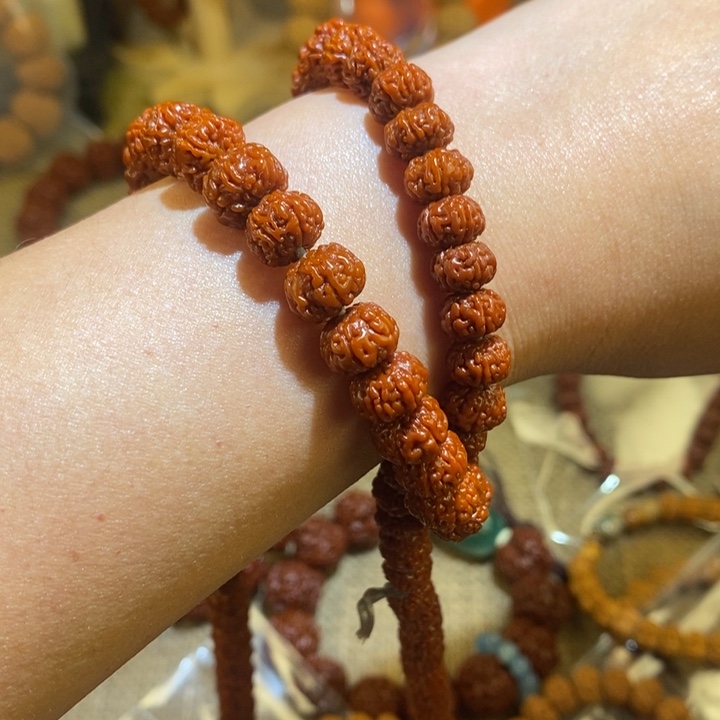 金刚菩提手串96玉华爽啊搭配醒狮款