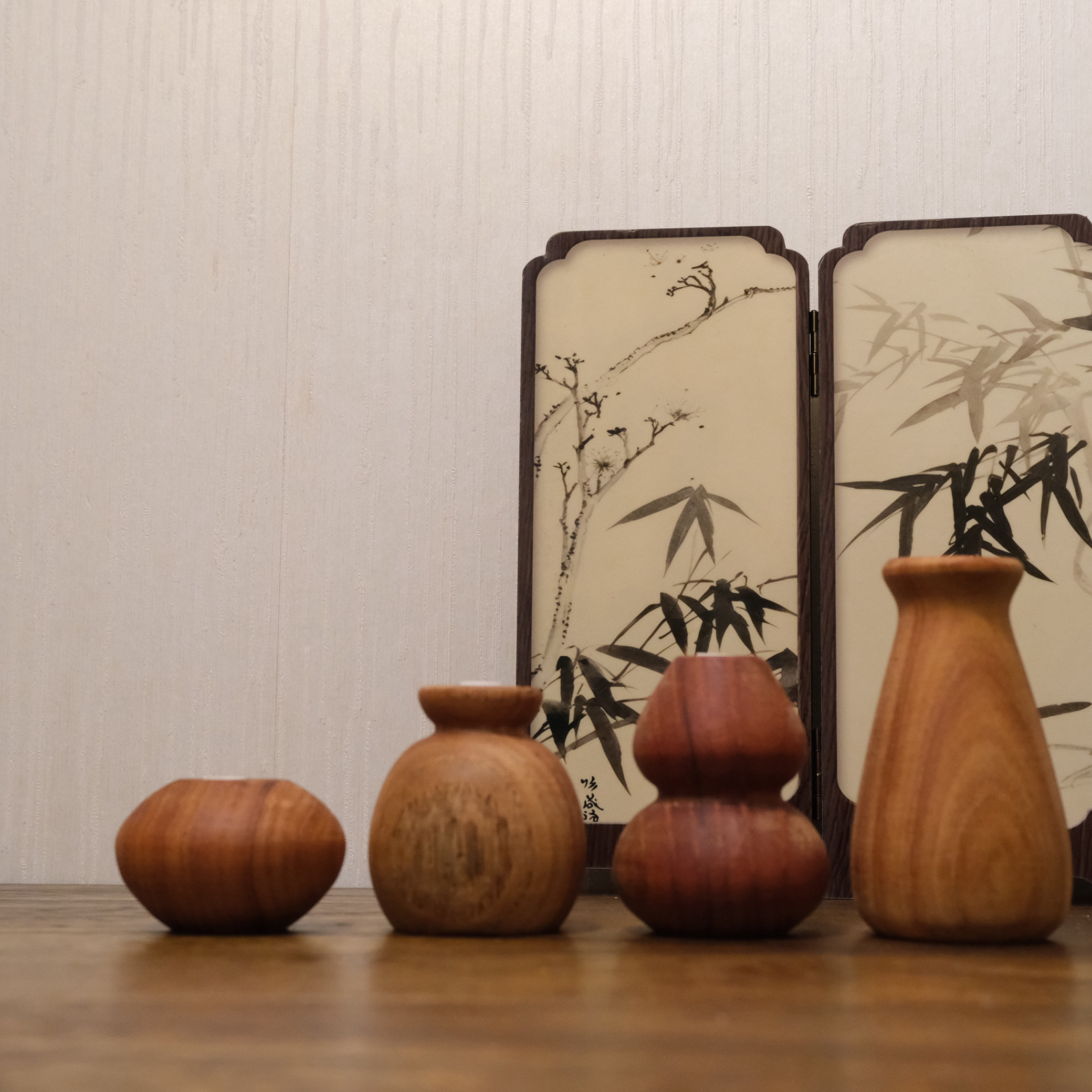 实木车载香薰扩香瓶摆件香樟木小干花瓶