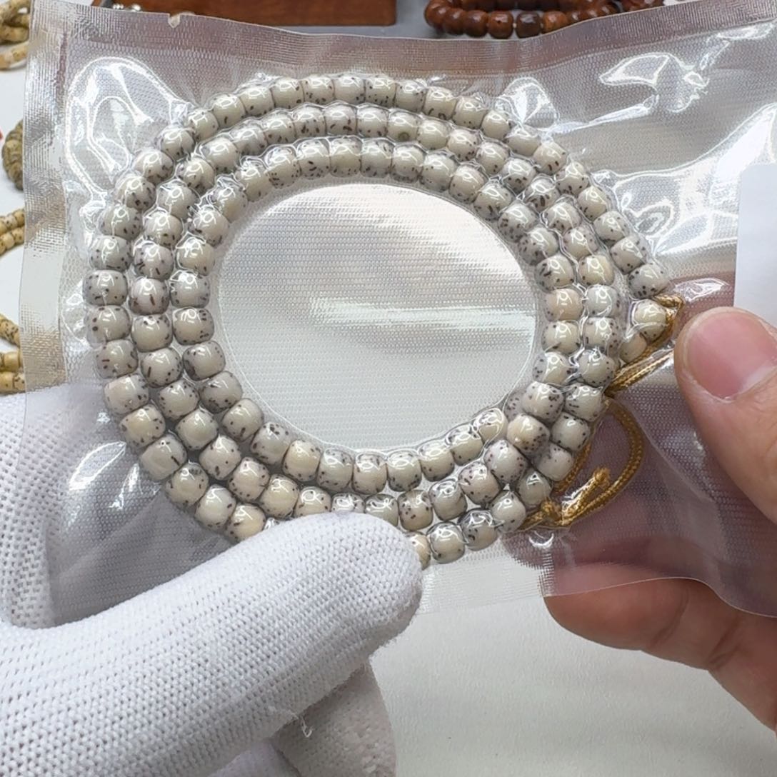 星月菩提手串44创世糯冰河豚6左右108