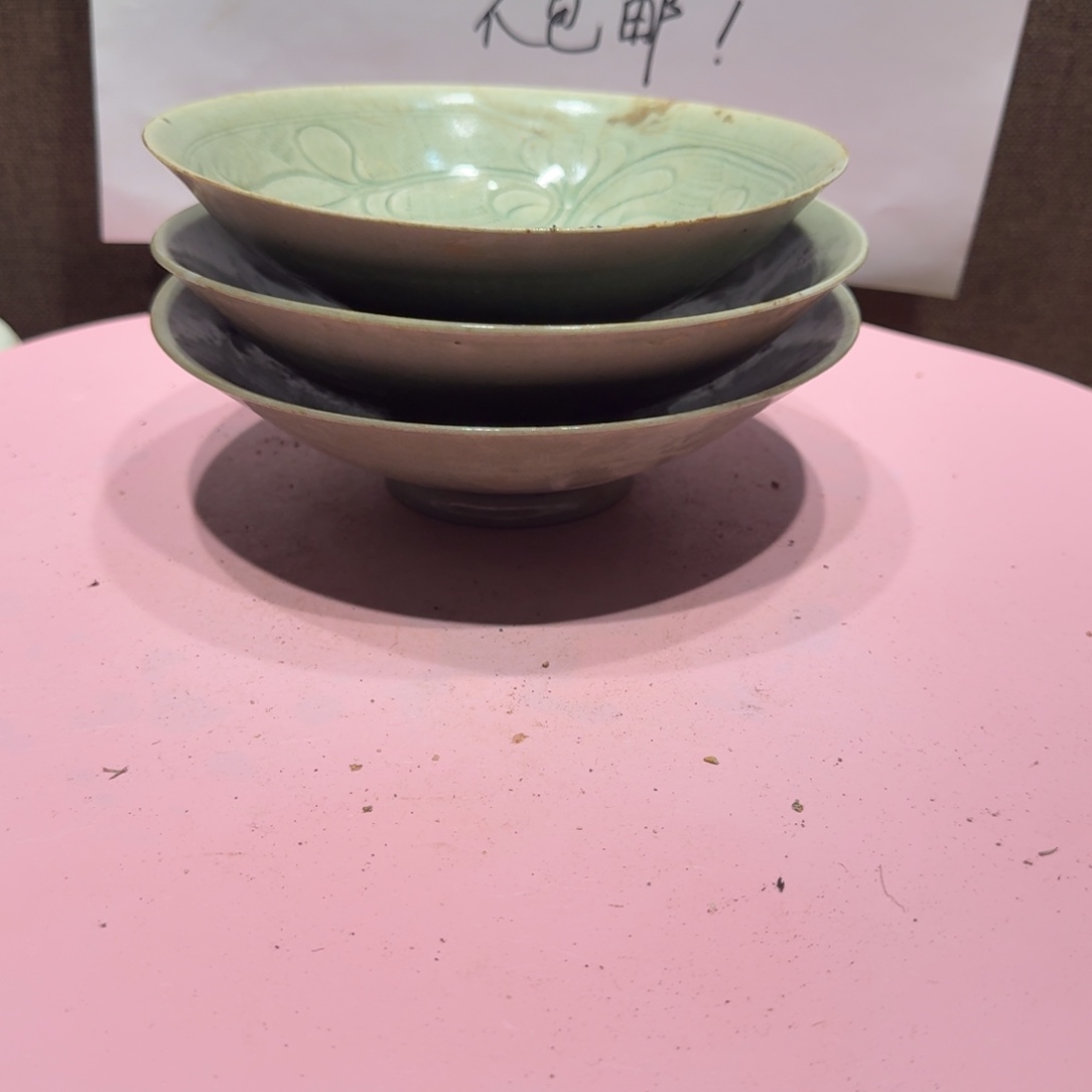 陶其他漂亮的小瓷瓶子