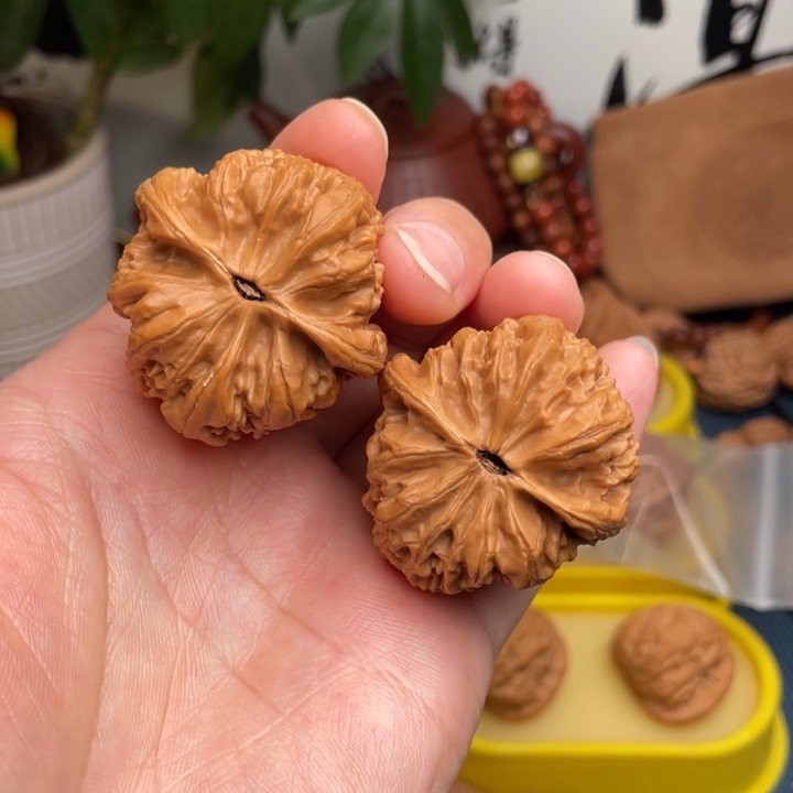 文玩核桃把件西北40