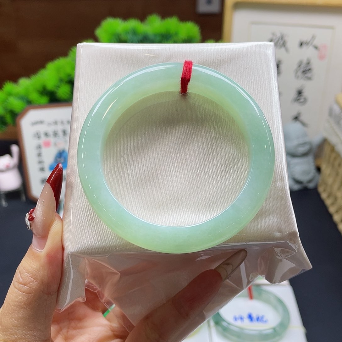 翡翠手镯未镶嵌4 号链接