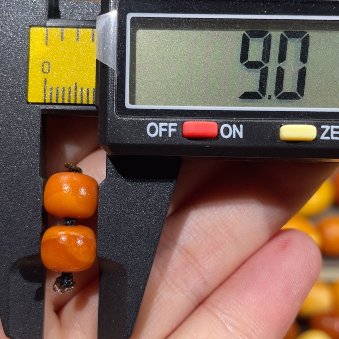 蜜蜡未镶嵌裸石墩子