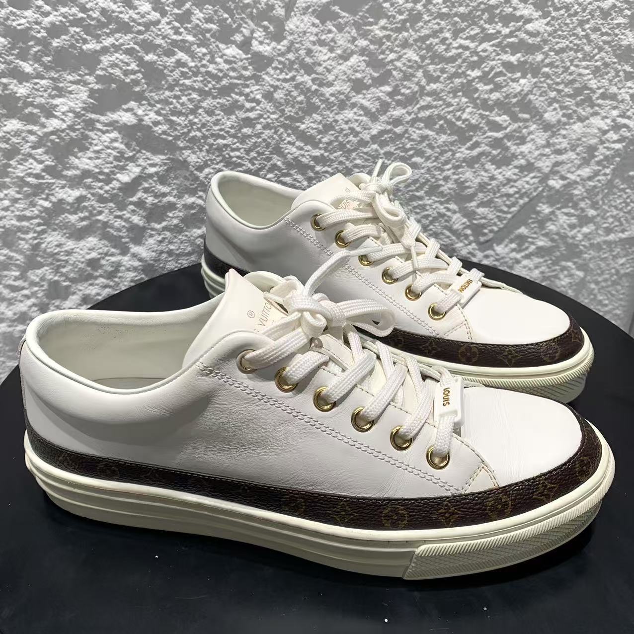 95新 LouisVuitton/路易威登 36.5码/Seven女鞋/棕印花板鞋  1189