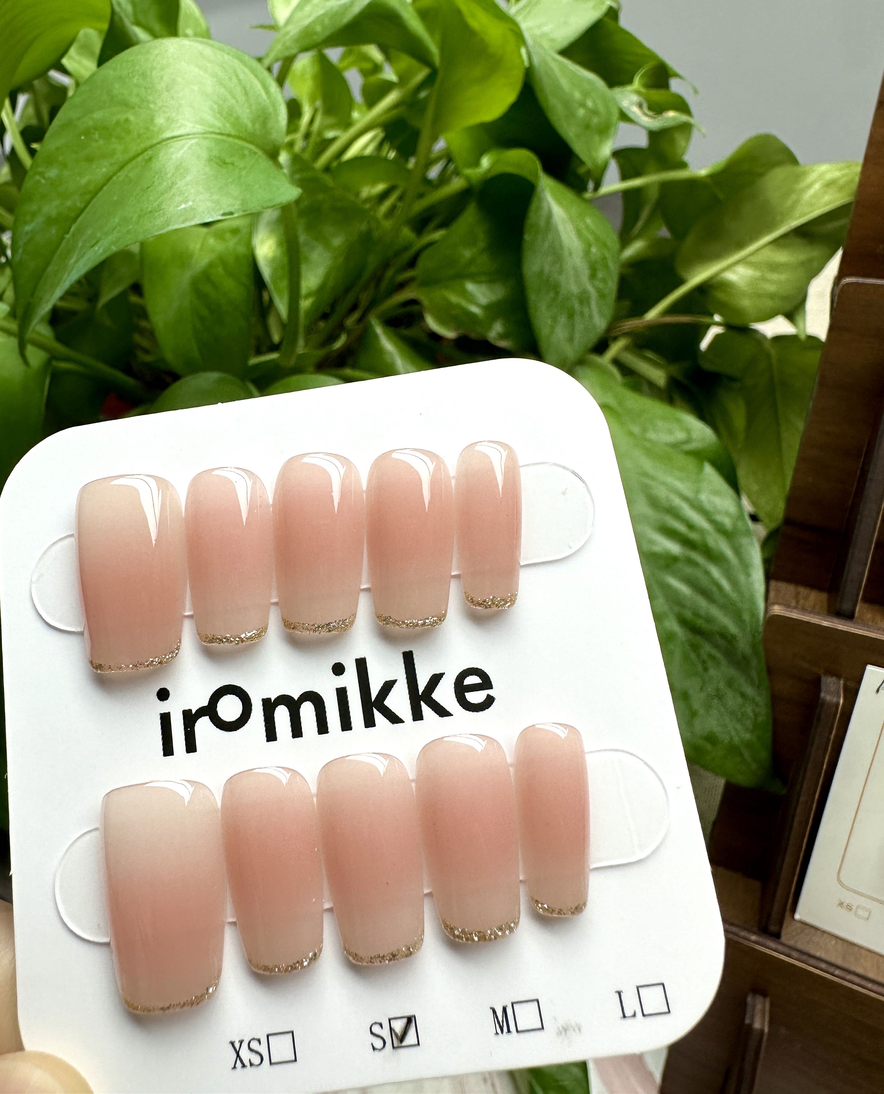 秋冬法式纯欲显白渐变冰透裸色纯手工穿戴甲A14