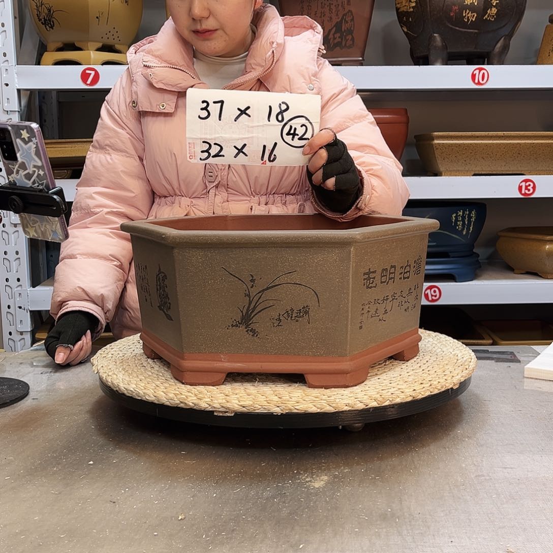 紫砂花盆紫砂花盆