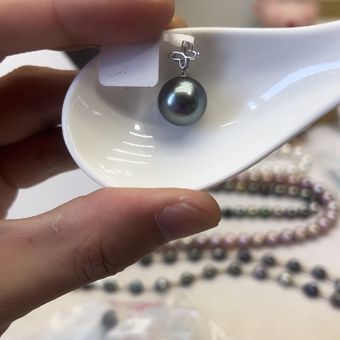 海水珍珠18K金镶嵌颈饰