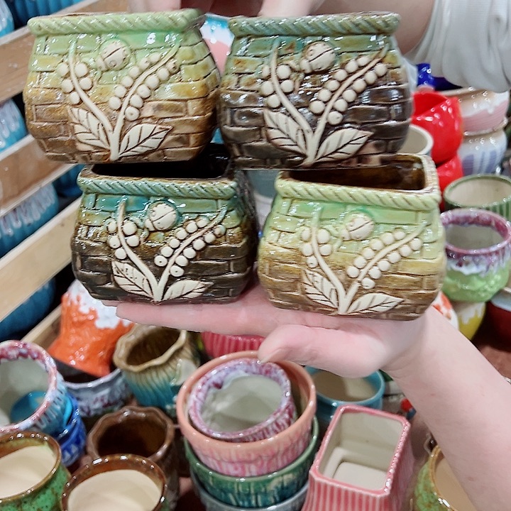 有孔，凑单福利满10元发货陶瓷多肉花盆！