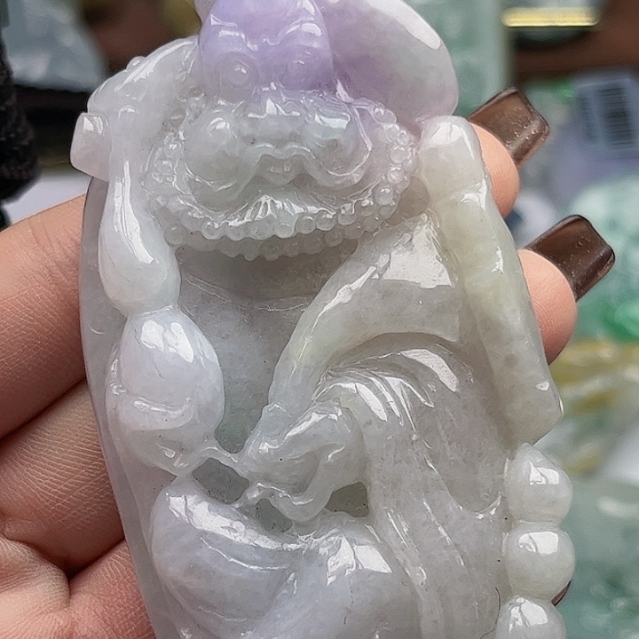 翡翠未镶嵌颈饰挂件