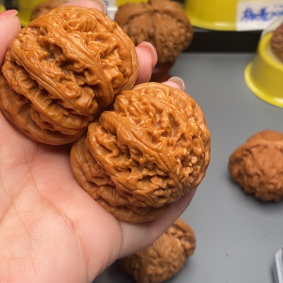 木质类文玩核桃平谷粗筋