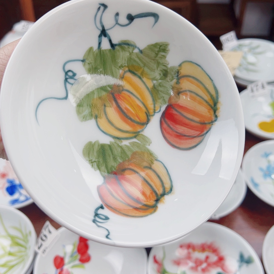 景德镇陶瓷手工手绘制作