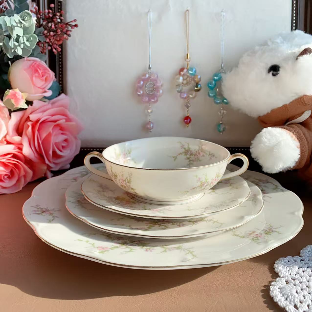 特价福利款--罗莎琳德奶白色一杯三碟双耳咖啡杯