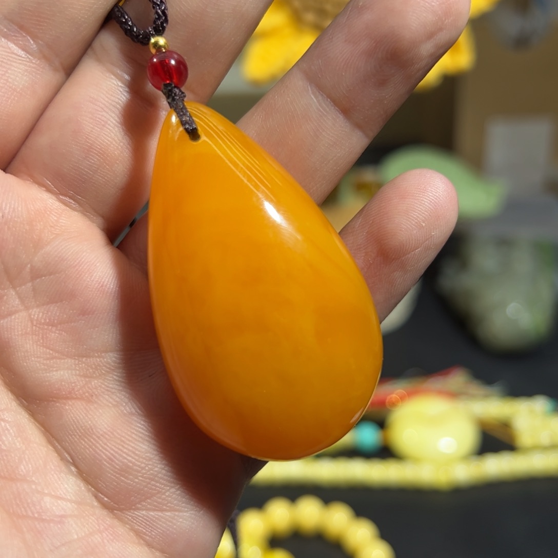 未镶嵌琥珀手链水滴吊坠