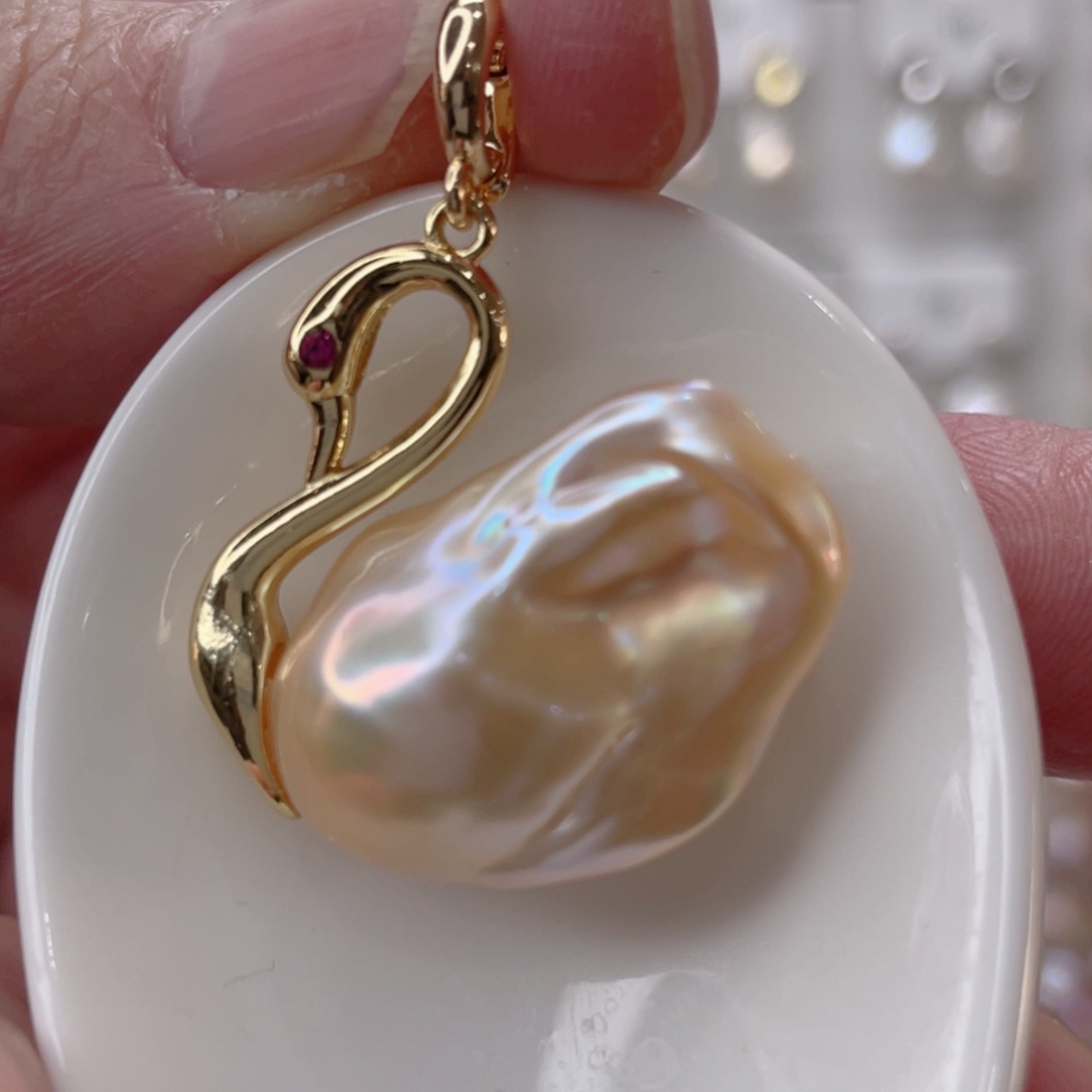 颈饰未镶嵌淡水珍珠