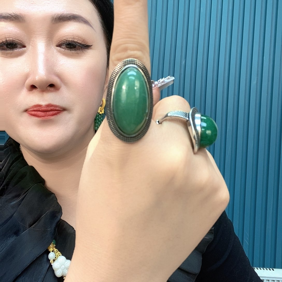 石英质玉手镯合金