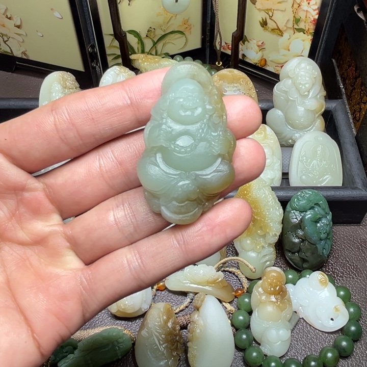 和田玉未镶嵌颈饰