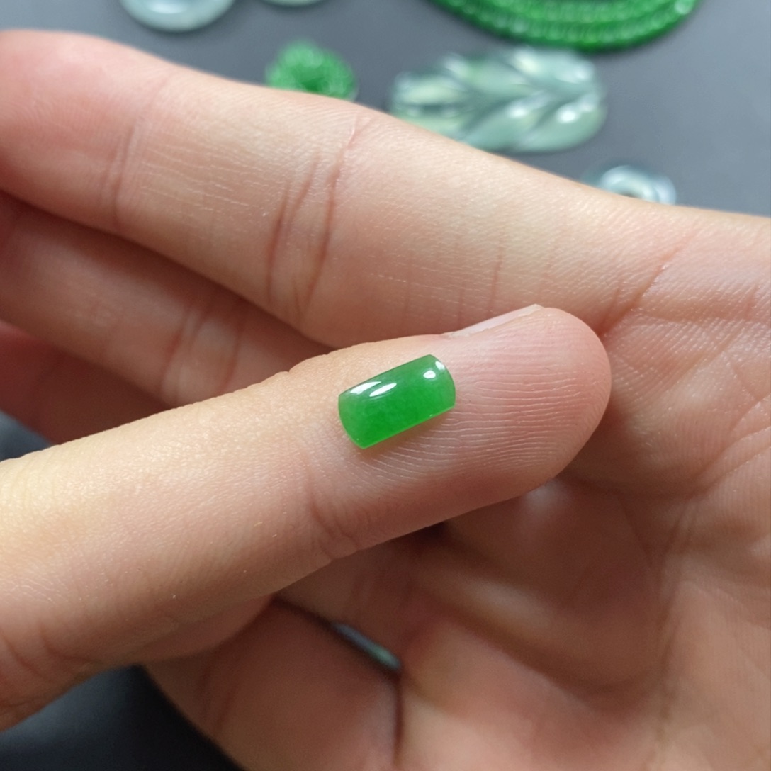 翡翠挂件未镶嵌翡翠珠宝翡翠珠宝