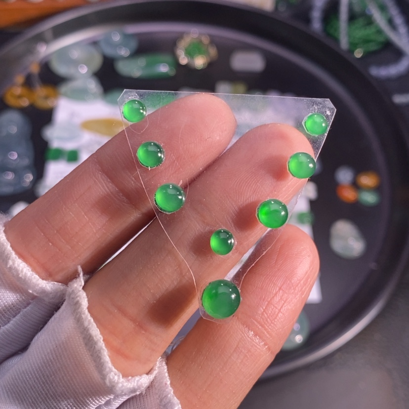 【闪购商品】翡翠挂件未镶嵌蛋