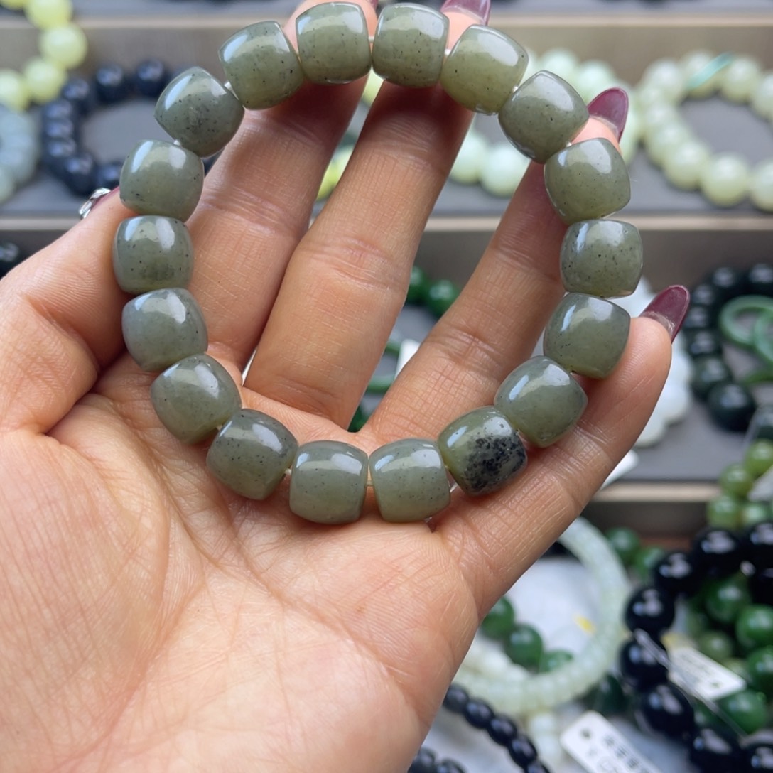 和田玉手链未镶嵌