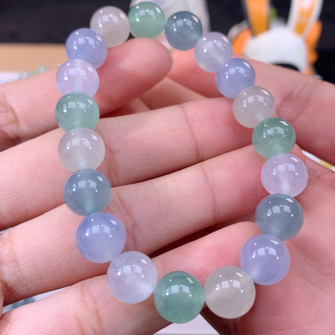 翡翠手链未镶嵌翡翠