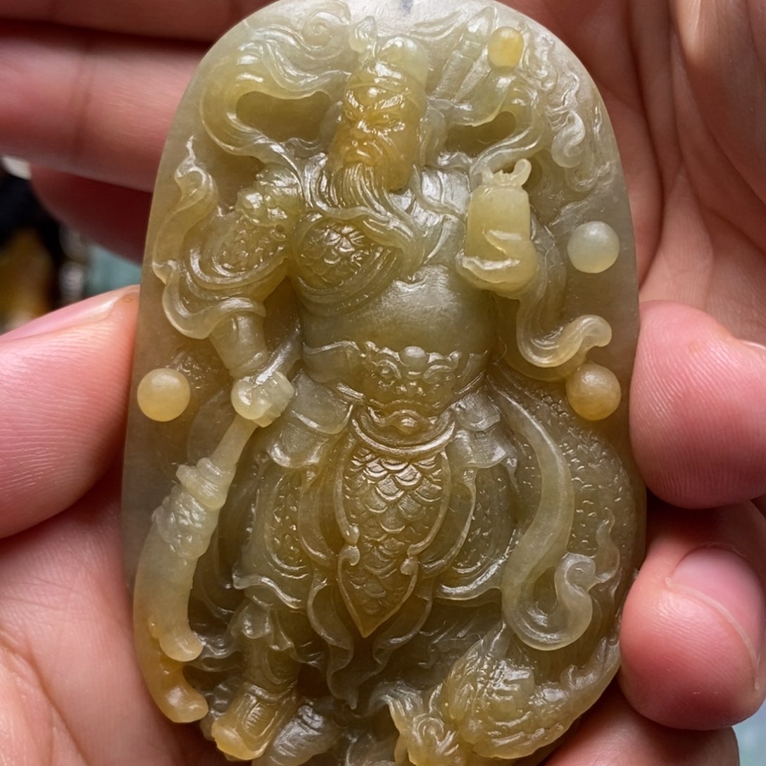 未镶嵌定制翡翠快**人定制翡翠未镶嵌关羽