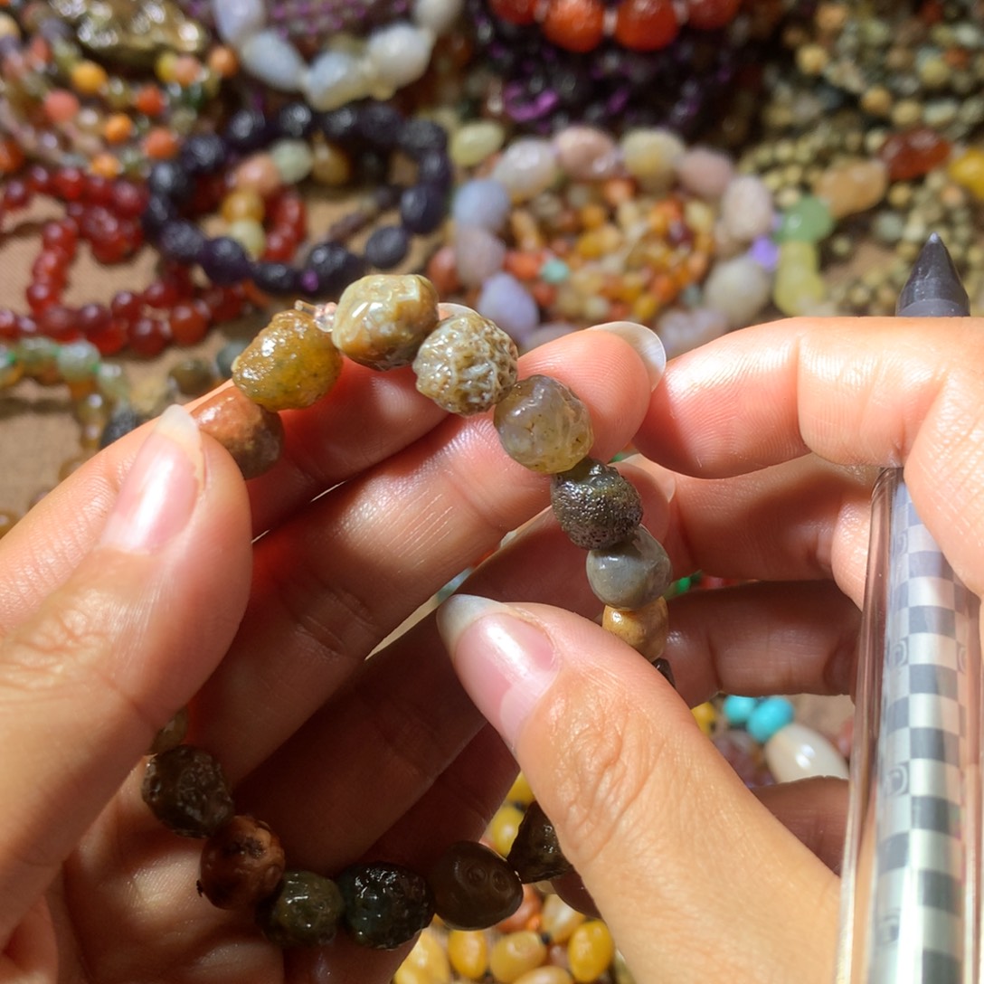 用***4石材大漠戈壁原石