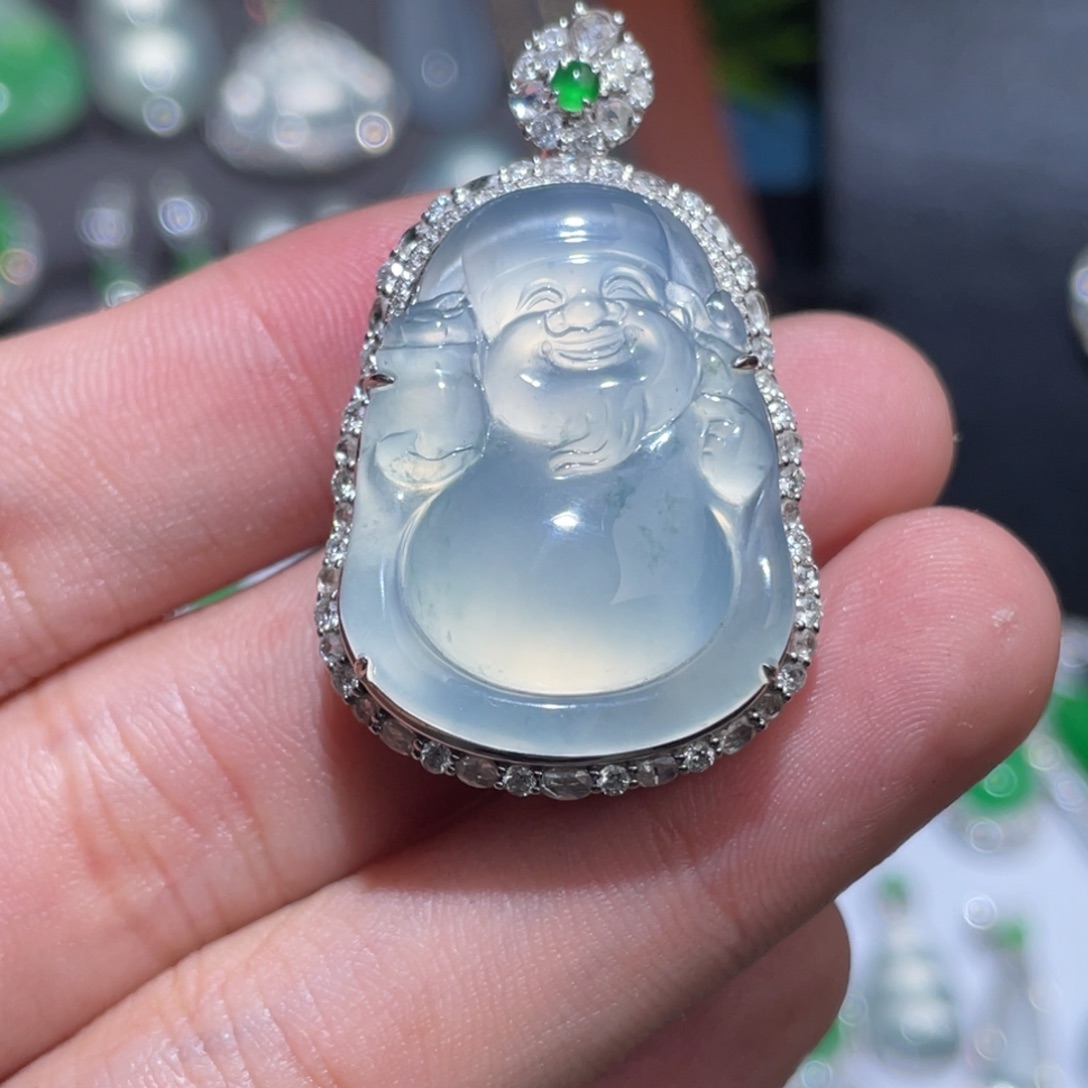 翡翠18K金镶嵌项链