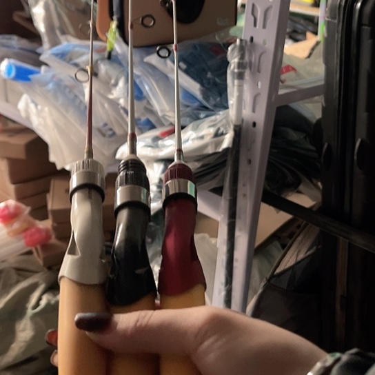 小杆随机发一个。       