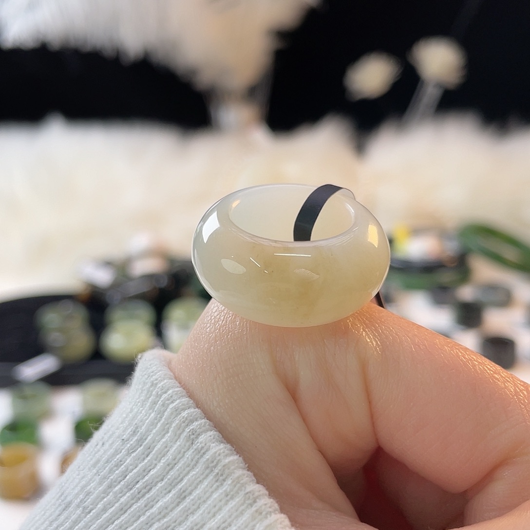 和田玉未镶嵌戒指k89 糖白轮胎16.3mm