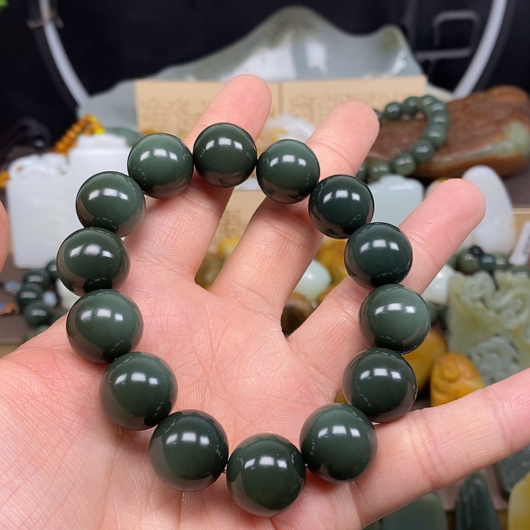未镶嵌和田玉手串