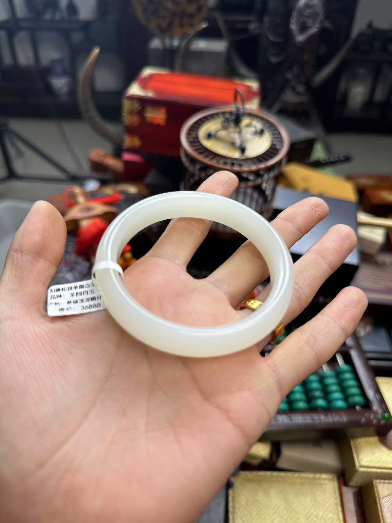 【闪购商品】和田玉手镯