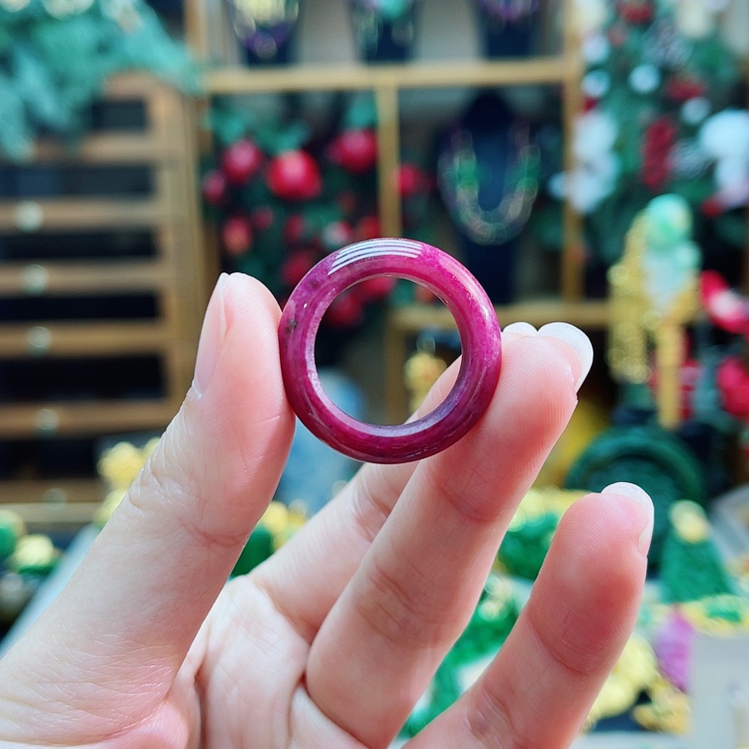 未镶嵌戒指红宝石?****）48小时鉴赏期1