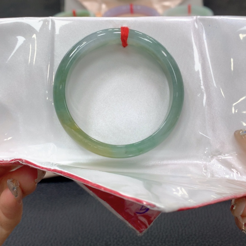 【闪购商品】翡翠手镯未镶嵌翡翠