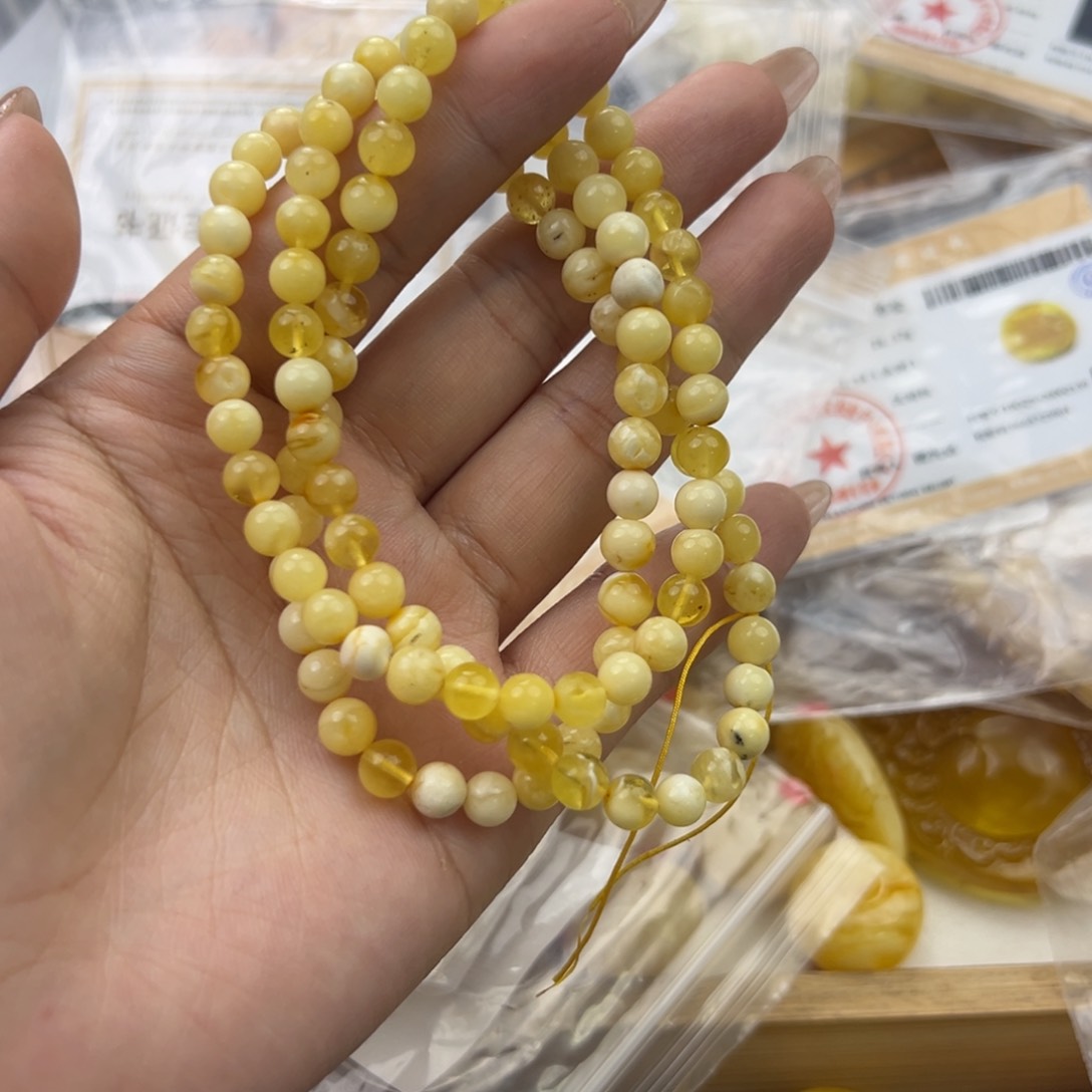 琥珀珠宝奇石未镶嵌